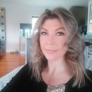 Meet your Posher, Marina